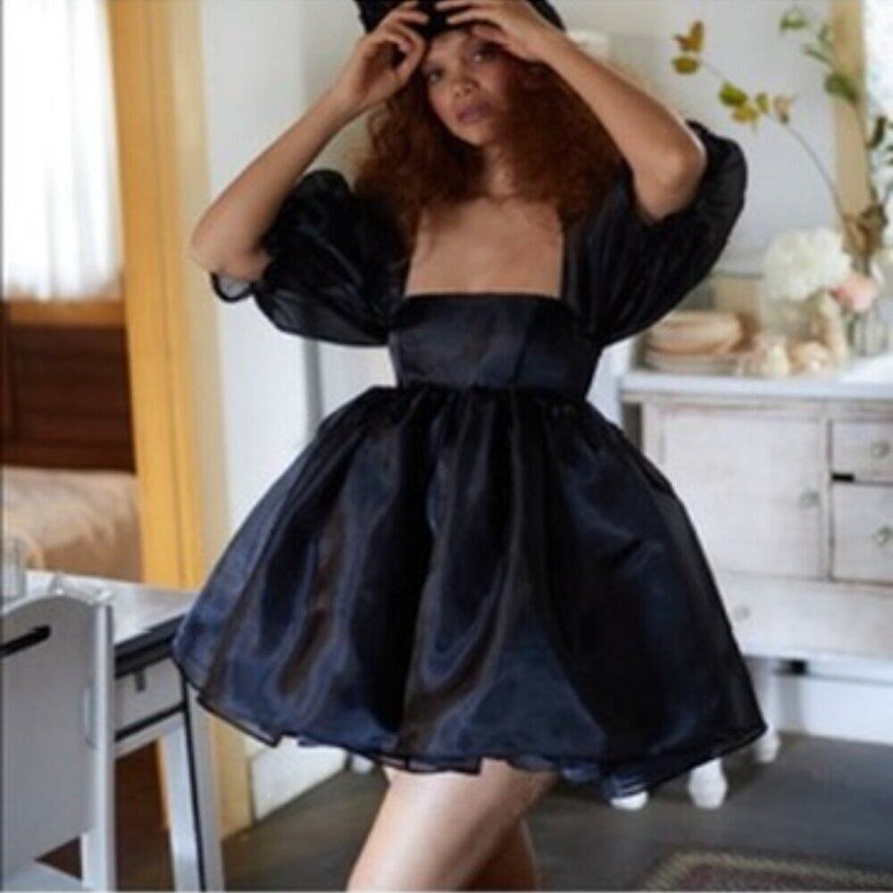 Selkie The Caviar Puff Dress – Black – XS - Picture 1 of 13